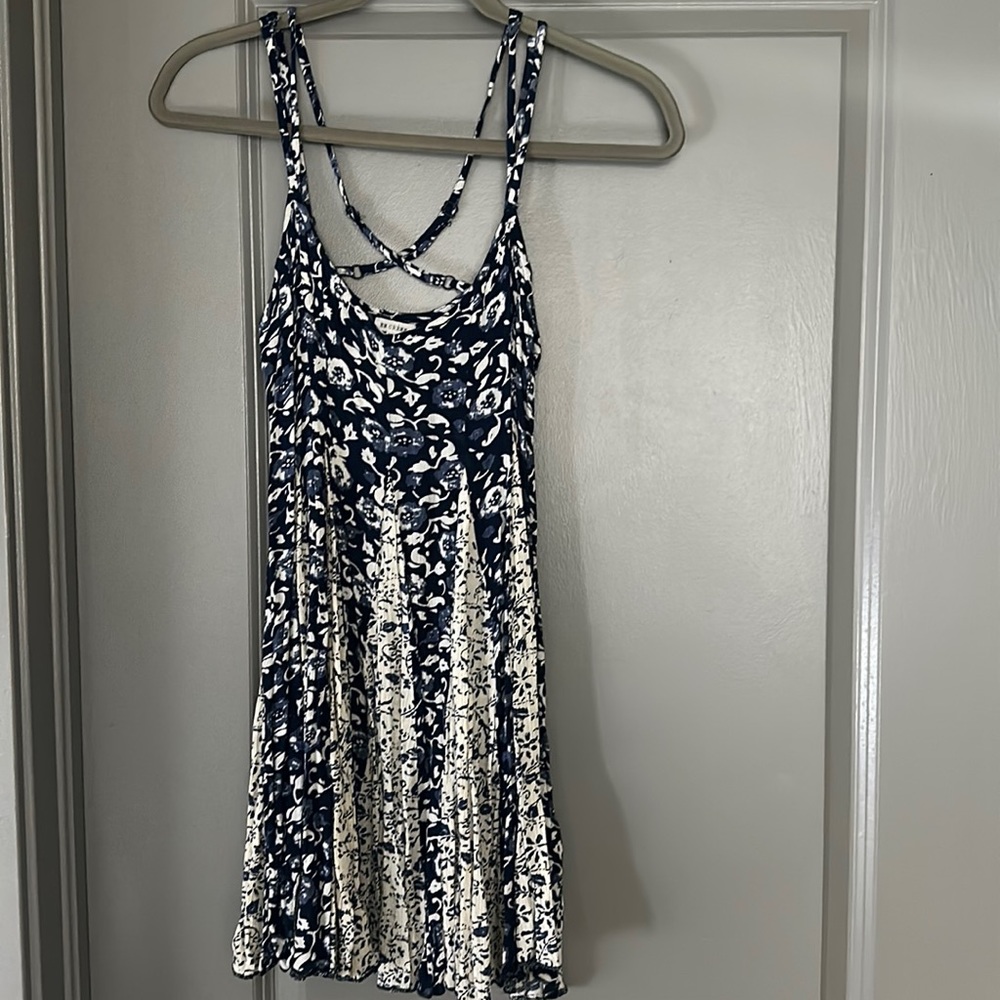 En Créme Floral Dress